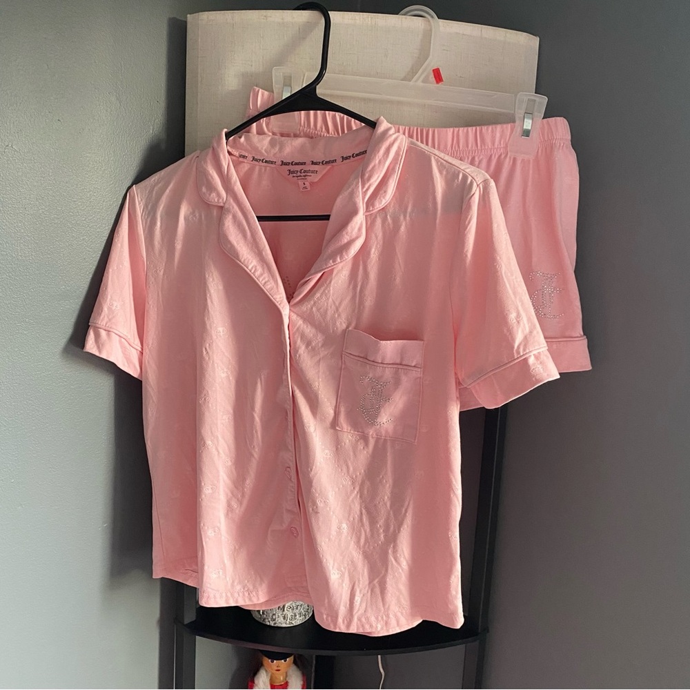 Juicy Couture pink matching pajamas